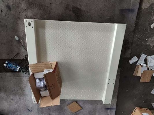 কার্বন ইস্পাত / Q235B 0.8x1m ভারসাম্য 1 টন গ্রাউন্ড ইলেকট্রনিক মেঝে ভারসাম্য শিল্প ওজন মেঝে স্কেল